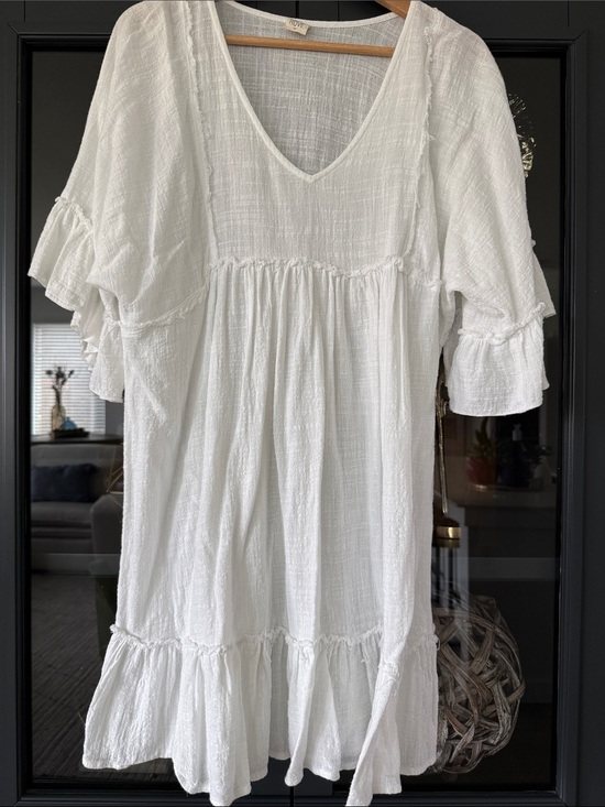 ROVE Dresses & Skirts - ROVE White Gauze Ruffle V-Neck Dress